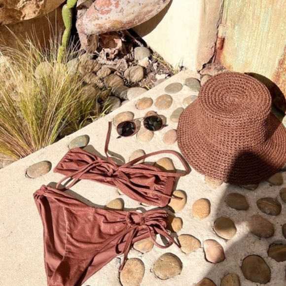 L*Space Shimmer Dawn Amal Bikini Set Bone Cream - Picture 8 of 11